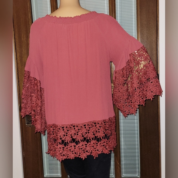 Colleen Lopez A Bit of Romance On/Off Shoulder Lace Top-Paprika Red - Picture 6 of 7